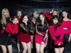 Momoland lại gây tranh cãi khi chỉ chào BTS và 'ngó lơ' một tiền bối 5 năm