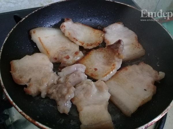 Lạ miệng món thịt rang cháy cạnh rim nước cam đưa cơm ngày lạnh-2