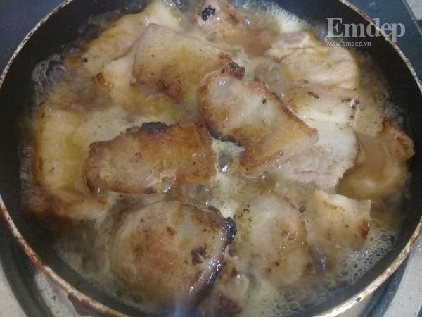 Lạ miệng món thịt rang cháy cạnh rim nước cam đưa cơm ngày lạnh-3