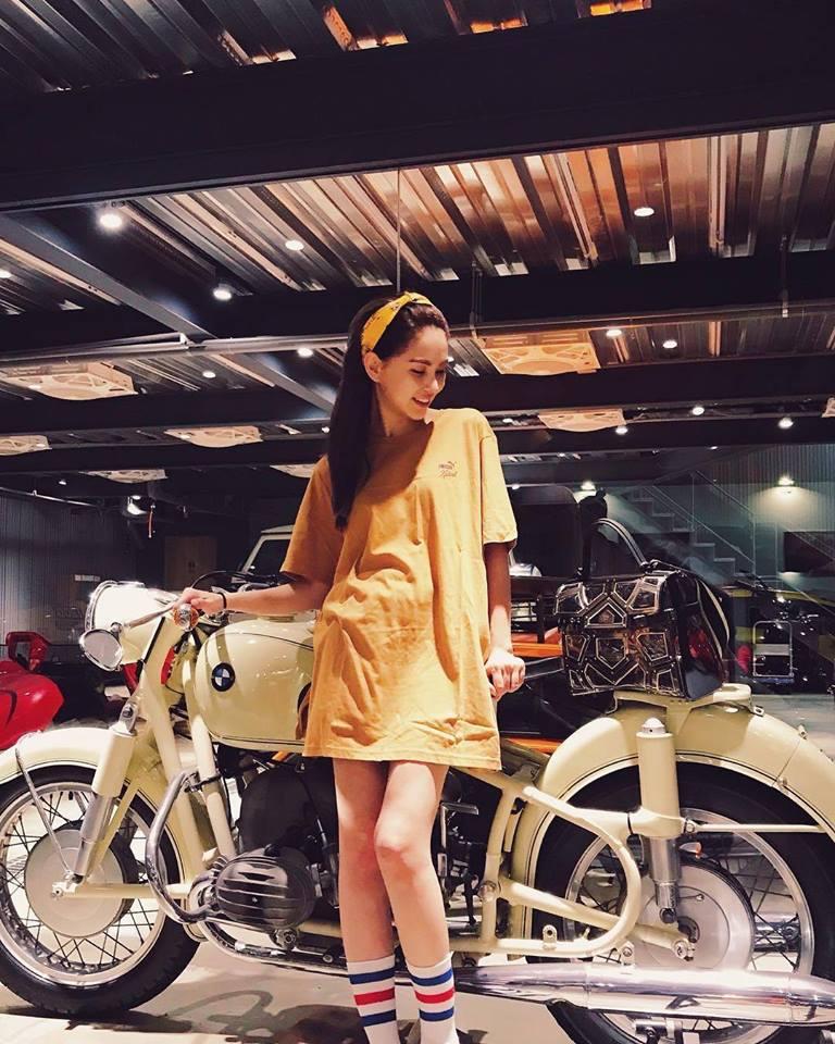 Cuộc sống như mơ của bà xã Châu Kiệt Luân: 1 tháng du lịch 2 lần, mua quà tặng chồng toàn tiền tỷ-18