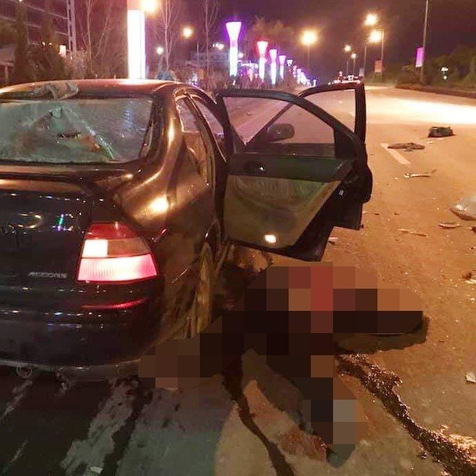 Lai Châu: Ô tô đâm xe máy, kéo lê người đàn ông trong đêm-1