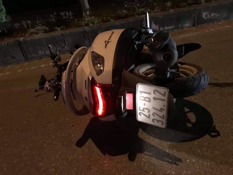 Lai Châu: Ô tô đâm xe máy, kéo lê người đàn ông trong đêm-3