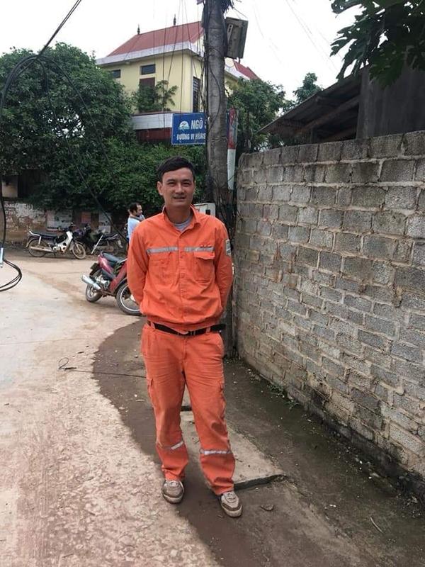 Phát hiện nghề mới của Đặng Văn Lâm: Sáng đi sửa điện, tối về bắt gôn-2