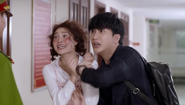 Chi Pu bị Ninh Dương Lan Ngọc mắng té tát vì hôn trai lạ ngoài đường trong tập 2 Mối tình đầu của tôi-1