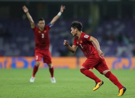 Giày đấu giúp song Hải phá lưới Yemen-1