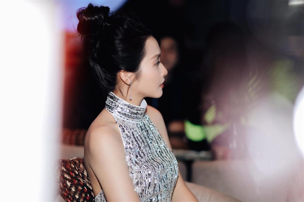 Góc kém miếng khó chịu: Khi cả thế giới cùng khoe nhan sắc sau 10 năm, anh em Bùi Tiến Dũng cũng cố gắng bon chen-9