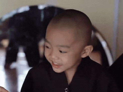 Thành viên nhí của team 5 chú tiểu khiến người xem cười ngất khi từ chối đi thỉnh kinh vì sợ đen da-2