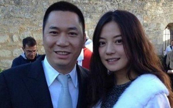 Khởi đầu năm mới, Triệu Vy cùng chồng bị tòa án buộc phải bồi thường về tội lừa đảo, tiếp tục đối diện hơn 500 đơn kiện của người dân-3