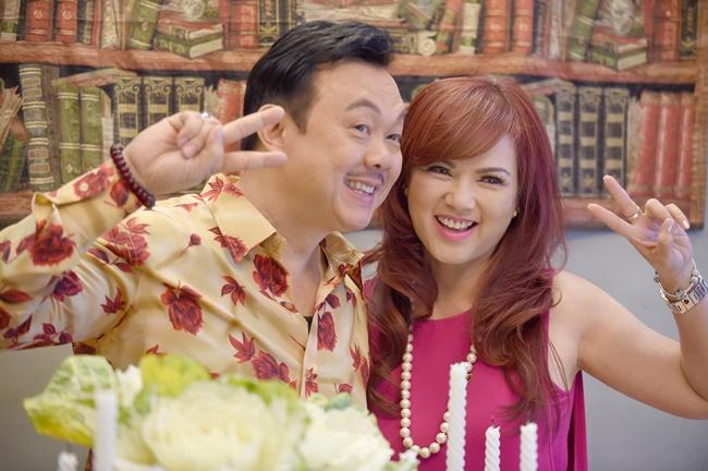 Đọ nhan sắc bà xã 2 danh hài hải ngoại nổi tiếng kín tiếng đời tư-4