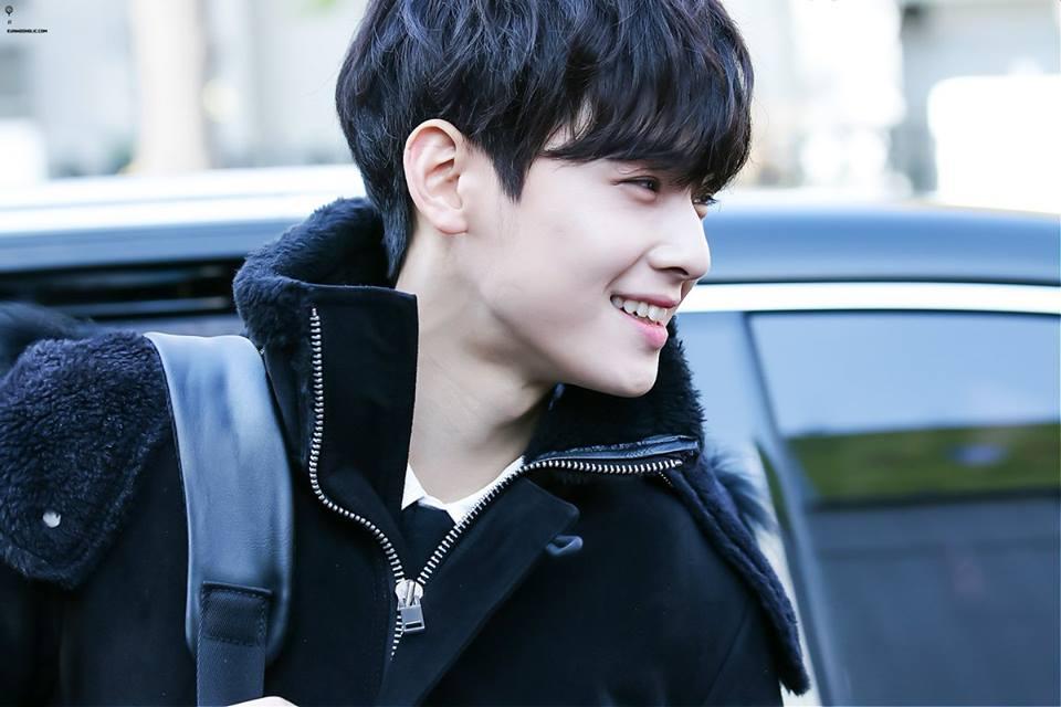 Cận cảnh nhan sắc hoàng tử truyện tranh xứ Hàn, đẹp đến mức không có góc chết-9