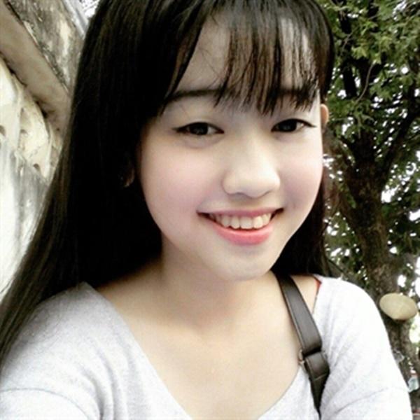 Còn đâu nhan sắc cha sinh mẹ đẻ nhưng Thúy Vi chẳng ngại gì mà không dám nhìn lại hành trình 10 năm lột xác-2