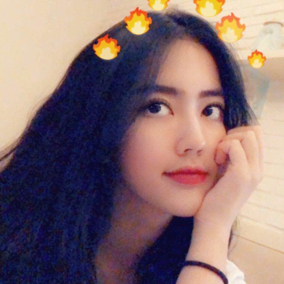 Ngắm nhan sắc đời thường cực phẩm của tiếp viên hàng không xinh đẹp múa dẻo gây xôn xao dân mạng 2 ngày qua-4