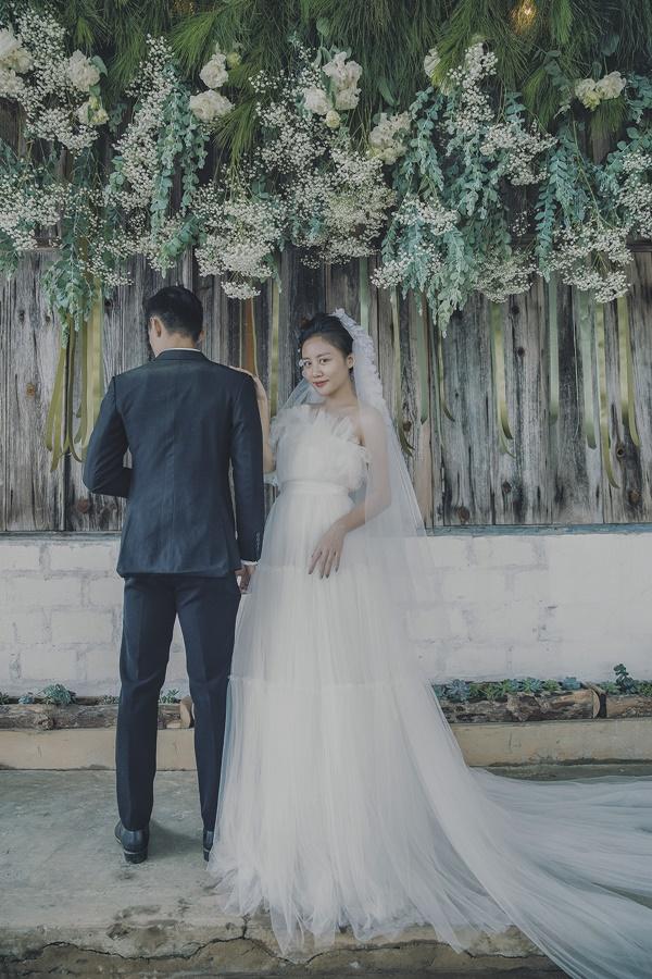 Văn Mai Hương để mặt mộc hóa cô dâu gợi cảm, chủ động cầu hôn bạn trai-6