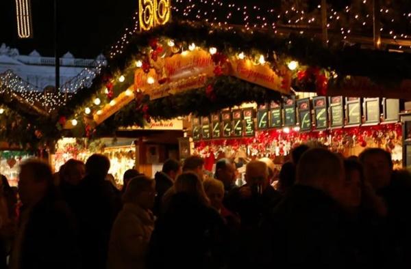 Những điểm đến được quảng cáo nhiều nhưng đừng dại ghé tới-12