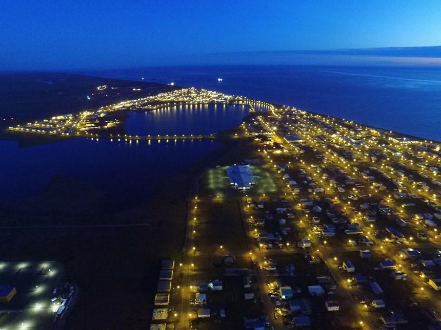 Thị trấn ở Alaska mỗi năm có 65 ngày sống trong bóng tối-8