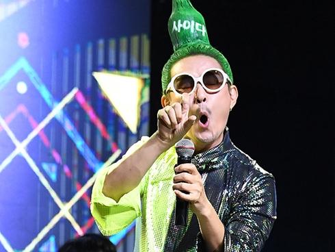 Mách bạn chiêu mix váy len đẹp quên sầu cho mùa lạnh-7