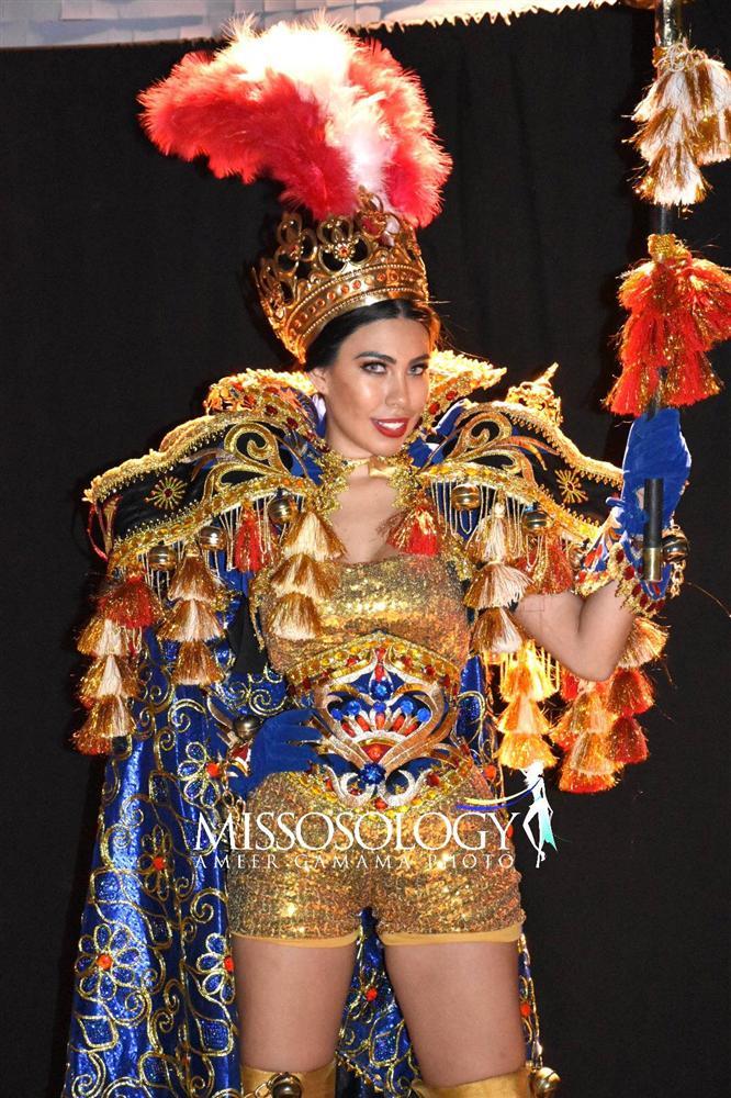 Lê Âu Ngân Anh trắng tay với trang phục dân tộc Chim Lạc tại Miss Intercontinental 2018-2