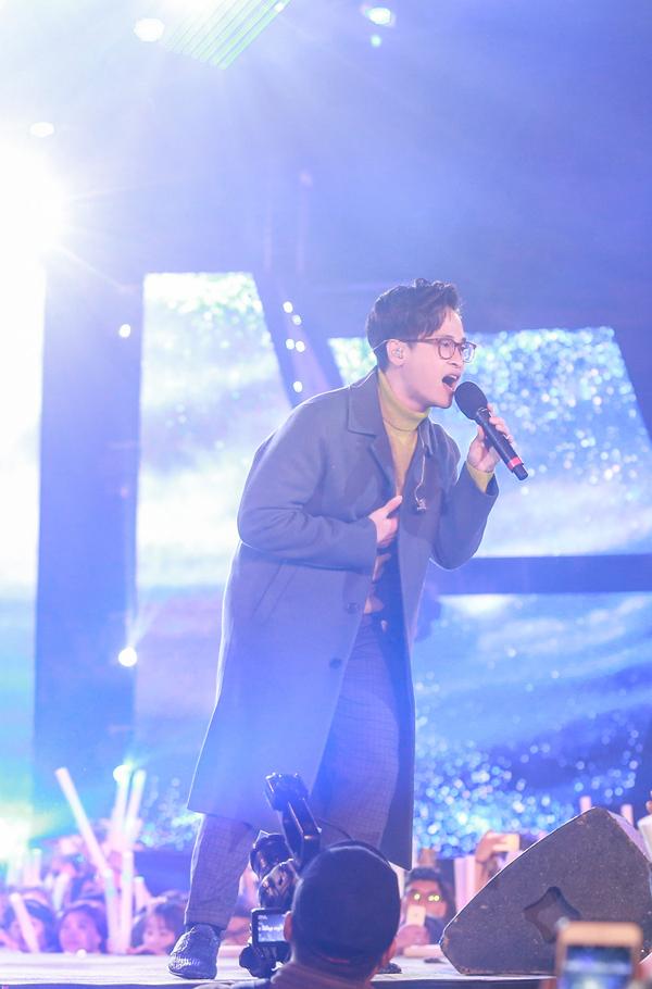 Mỹ Tâm hát hit trong phim mới tặng 48 ngàn khán giả Hà Nội-12