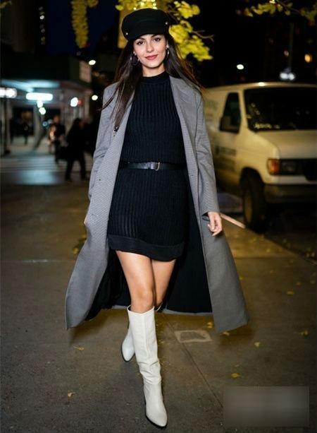 Mách bạn chiêu mix váy len đẹp quên sầu cho mùa lạnh-3