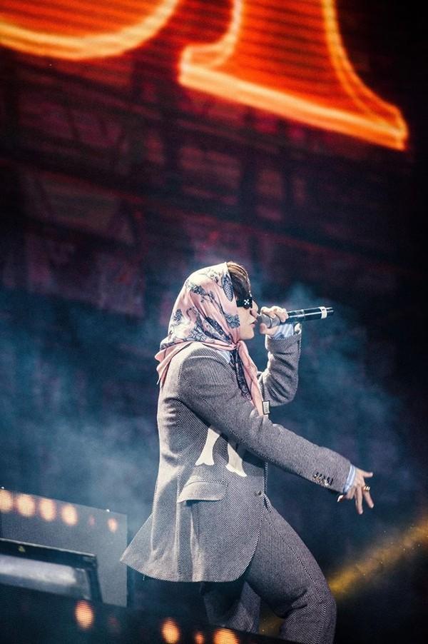 Không ngoài dự đoán: Meme hot nhất sáng nay trên mạng xã hội thuộc về bà ngoại Sơn Tùng-8