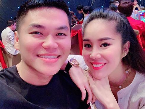 Lê Phương than thở khi mang bầu lần hai: Không ăn uống gì được hết nên mặt tròn vo rồi-11