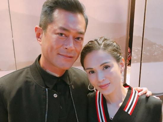 Dàn diễn viên 'Thần điêu đại hiệp' năm 95 hội ngộ, Lý Nhược Đồng U50 vẫn trẻ đẹp bất chấp bệnh tật