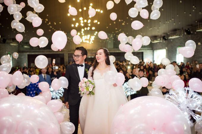 Trời ơi tin được không: Chưa đầy 1 tháng đầu năm mà showbiz Việt đã có 7 cặp sao nên duyên chồng vợ-4