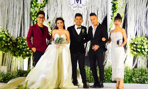 Trời ơi tin được không: Chưa đầy 1 tháng đầu năm mà showbiz Việt đã có 7 cặp sao nên duyên chồng vợ-14