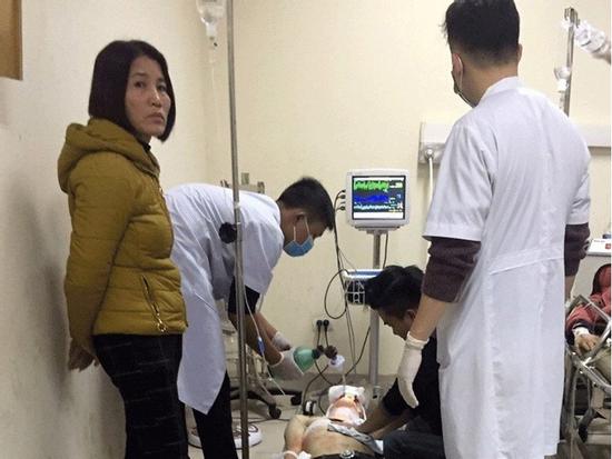 Bắc Giang: Nam thanh niên bị truy đuổi, đâm gục sau trò bắn cá