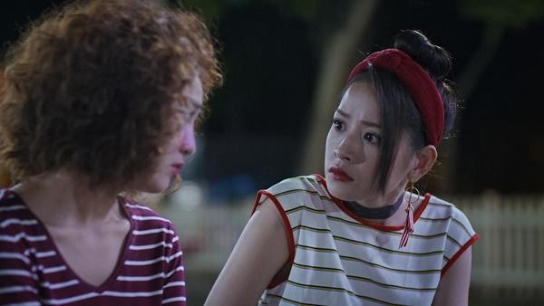 Lan Ngọc rớt nước mắt khi chứng kiến Bình An ôm Chi Pu trong tập 3 Mối Tình Đầu Của Tôi-3