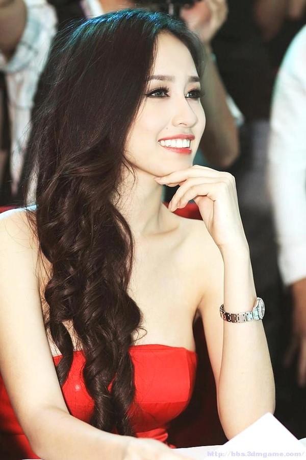 Hoa hậu Mai Phương Thúy bất ngờ chia sẻ: Noo Phước Thịnh là một người đàn ông quyền lực-5