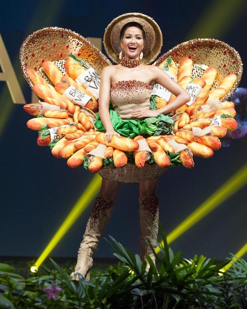 Năm 2018 của dàn mỹ nhân Việt mặc quốc phục lên sàn đấu thế giới: Ai gây ấn tượng mạnh nhất?-3