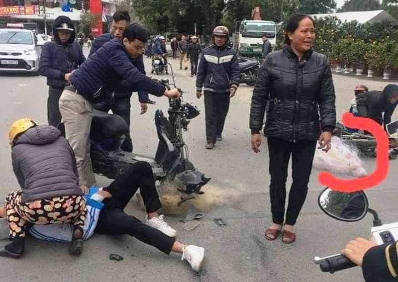 Công an Thanh Hóa nói gì về thông tin CSGT quăng lưới làm 2 học sinh bị thương?-1