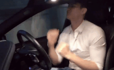 Loạt sao Việt bất chấp nạn xe điên, biến vô lăng thành sàn nhảy khi lái xe giữa đường mà ngáo ngơ như chốn không người-4