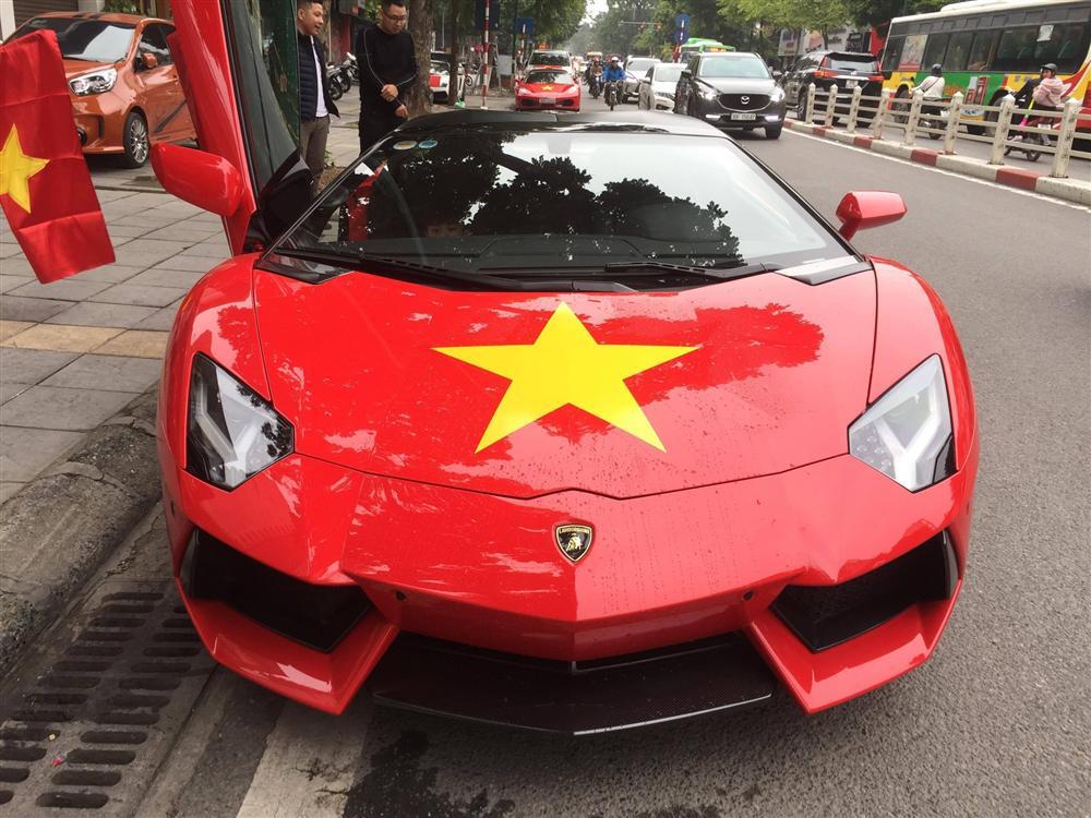 Đi bão siêu xe 26 tỷ không biển số, Tuấn Hưng phạm luật-3