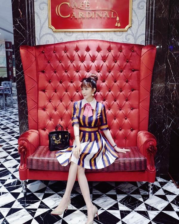 Sau sinh, Chúng Huyền Thanh khoe body nuột hơn cả thời thi The Face - Tiểu Vy lên đồ sexy nhất từ trước đến nay-3