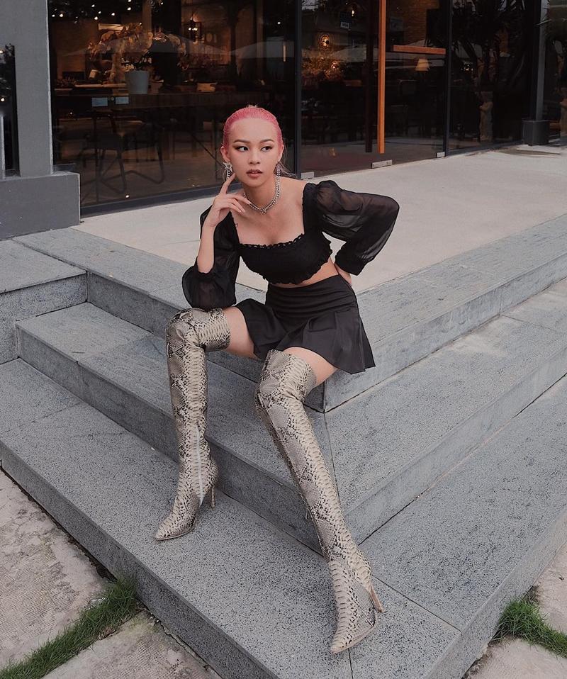 Sau sinh, Chúng Huyền Thanh khoe body nuột hơn cả thời thi The Face - Tiểu Vy lên đồ sexy nhất từ trước đến nay-6