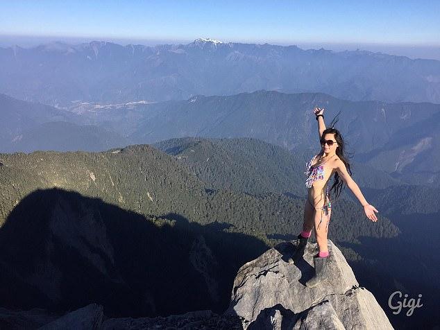 Cô gái Đài Loan nổi tiếng mặc bikini leo núi bị chết cóng-2