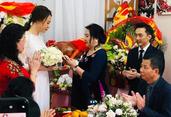 Bị réo tên sau đám hỏi Cường Đô La, Hồ Ngọc Hà bức xúc: Có gì phải so sánh? Đến tôi còn quên mất lời cầu hôn năm xưa mà-3