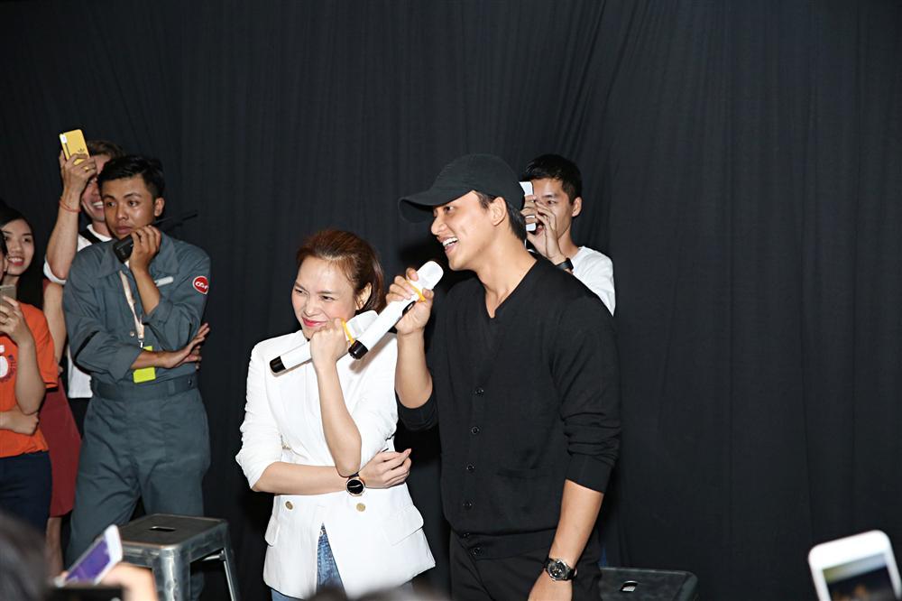 Mỹ Tâm và Mai Tài Phến lần đầu thể hiện lại vũ đạo đáng yêu trong phim Chị Trợ Lý Của Anh-3