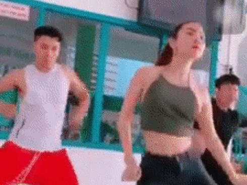 Không phải Mai Phương Thúy, Hà Hồ - Angela Phương Trinh mới là nữ hoàng mặc đồ nude mà ngỡ như khỏa thân-16