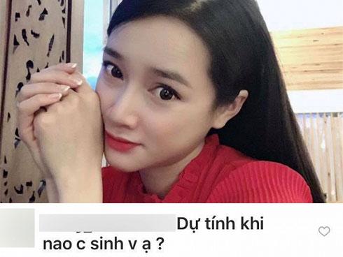 Trong khi Nhã Phương khoe vẻ đẹp không tì vết thì người hâm mộ chỉ quan tâm 'Bao giờ sinh em bé?'