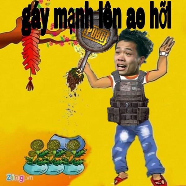 Chết cười ảnh chế Công Phượng, Quang Hải bất ngờ bỏ Dubai về Việt Nam bán đào kiếm tiền tiêu Tết-1