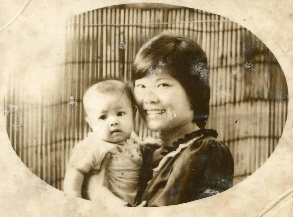Khoe nhan sắc 34 năm trước, BTV Hoàng Linh cũng giật mình khi cô bé hói đầu ngày nào nay đã 2 con-1