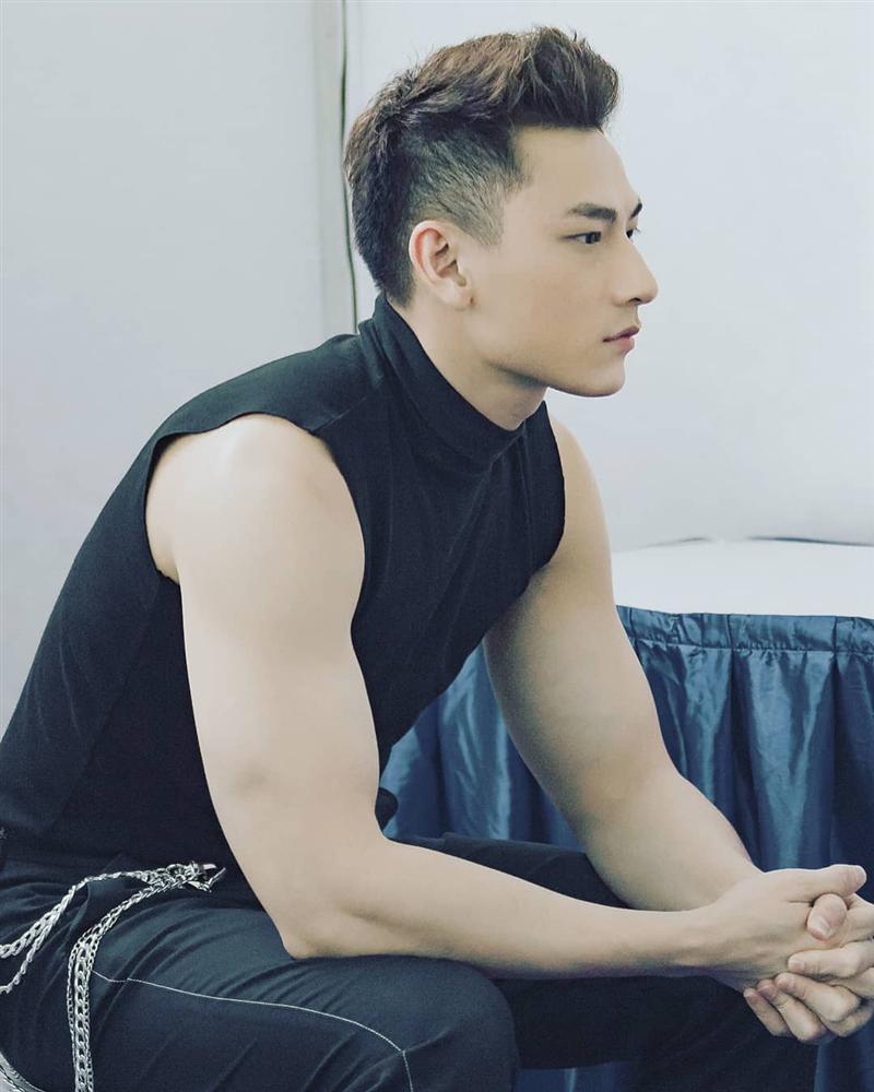 Lê Phương than thở khi mang bầu lần hai: Không ăn uống gì được hết nên mặt tròn vo rồi-6