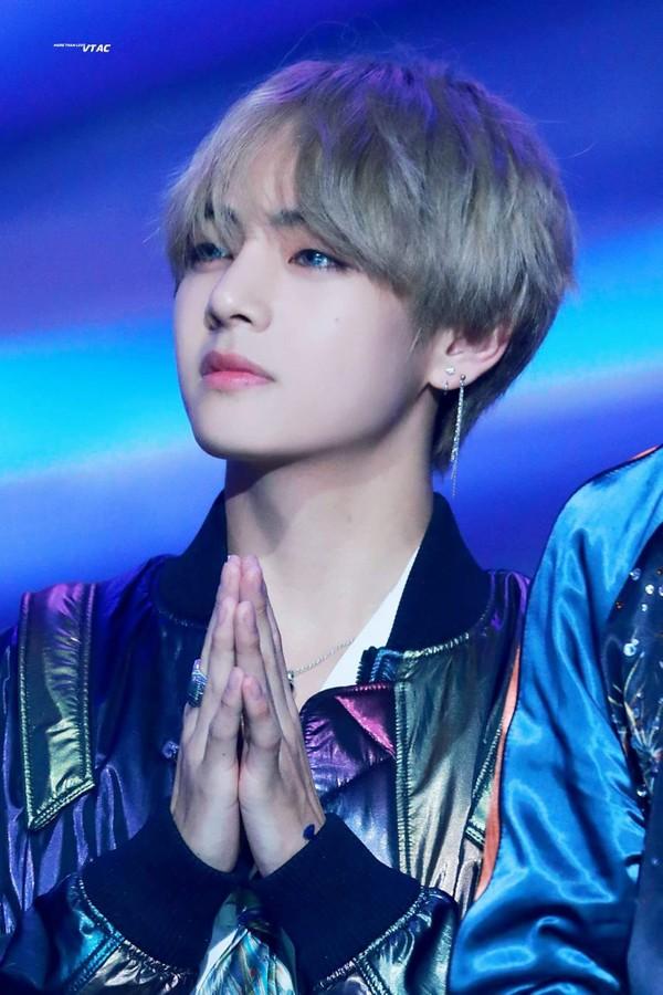 Vượt qua loạt idol xứ Hoa, đây là thành viên BTS được nhiều cư dân mạng Trung Quốc… muốn lưu ảnh nhất-1