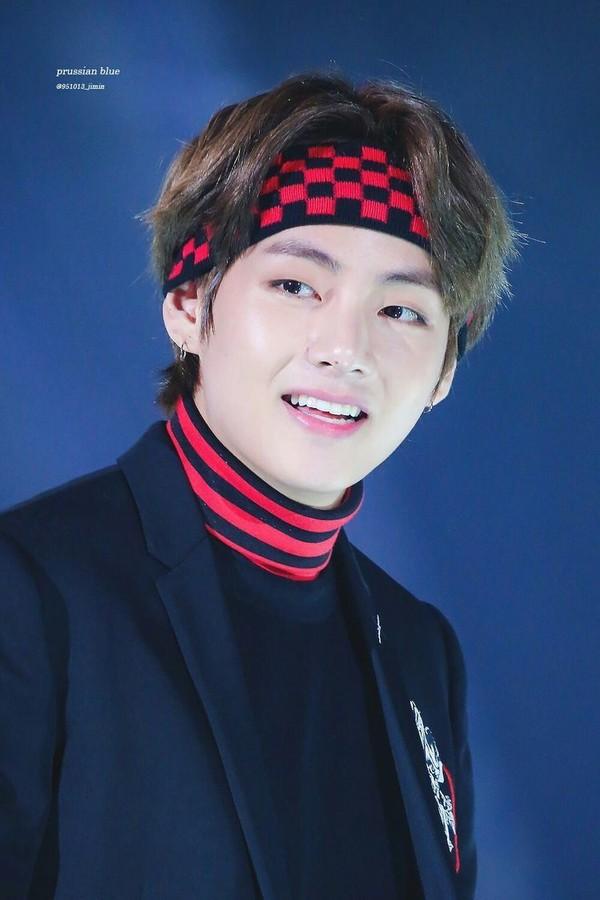 Vượt qua loạt idol xứ Hoa, đây là thành viên BTS được nhiều cư dân mạng Trung Quốc… muốn lưu ảnh nhất-2