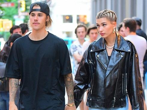 Justin Bieber và Hailey Baldwin hoãn đám cưới lần thứ 3