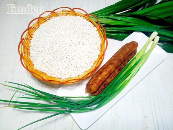 Cách làm xôi lạp xưởng lá dứa vừa dẻo vừa thơm nức mũi-1