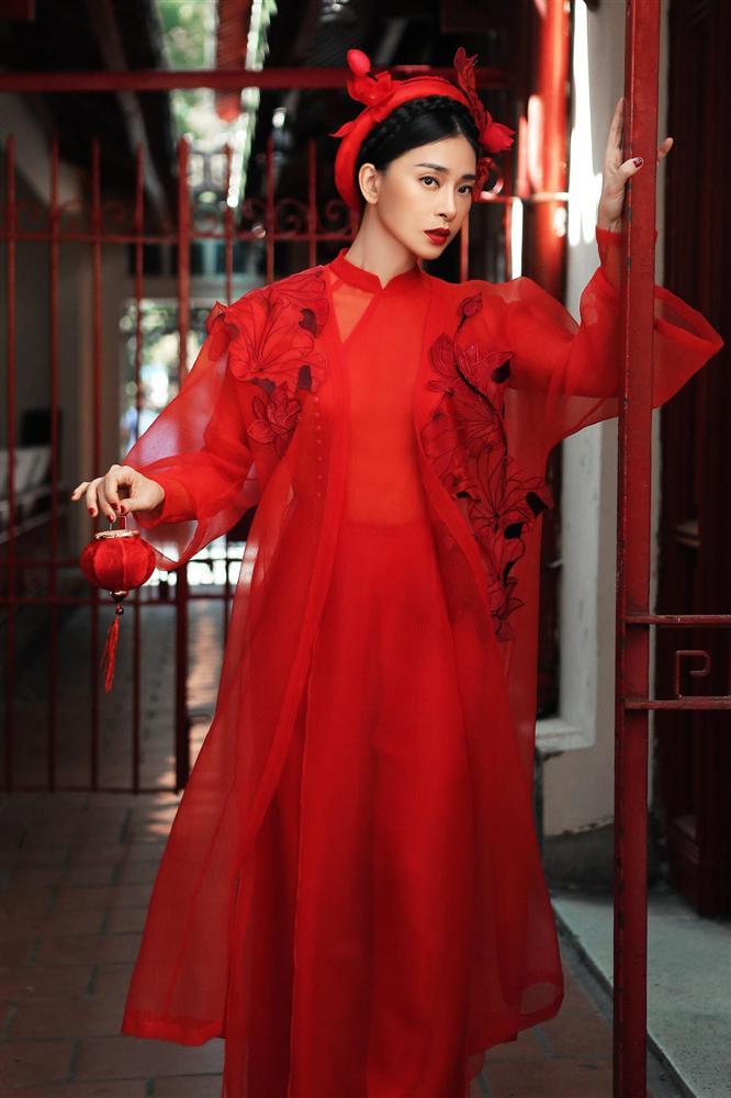 Hàng loạt mỹ nhân lên đồ với áo dài cách tân: Mai Phương và Bích Phương dịu dàng; Ngô Thanh Vân, Quỳnh Chi ma mị-2